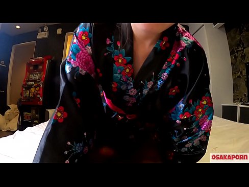 ❤️ ځوان cosplay نجلۍ په یوه آس او په یوه blowjob کې د squirt سره orgasm ته جنس خوښوي. اسيايي نجلۍ چې ويښتان لرونکې بلۍ او ښکلې سينه يې په دوديز جاپاني لباس کې په شوقيه ويډيو کې د مشت زنی ښکارندویي کوي. ساکورا 3 اوساکاپورن. ️❌